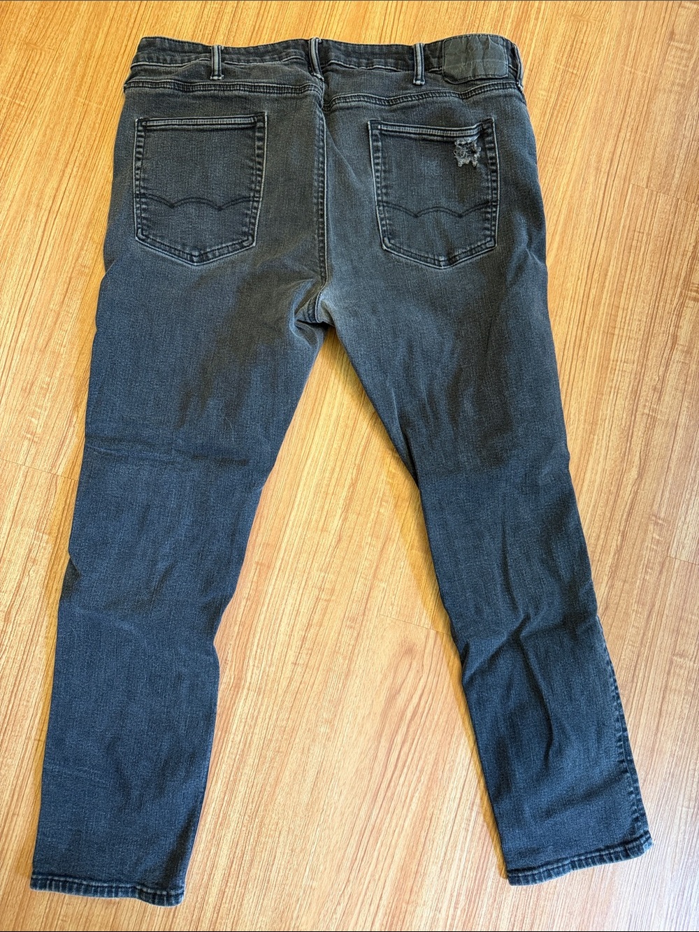 MENS AE American Eagle Outfitters AIRFLEX+ Slim Distressed Black Jeans 38x30 - Picture 4 of 4